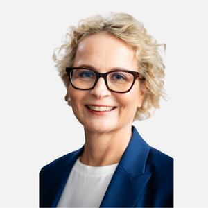 Portraitbild Mag. iur. Karina Zeipper, MBA