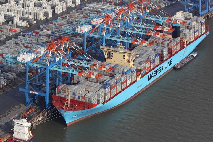Containerschiff der dänischen Reederei Maersk