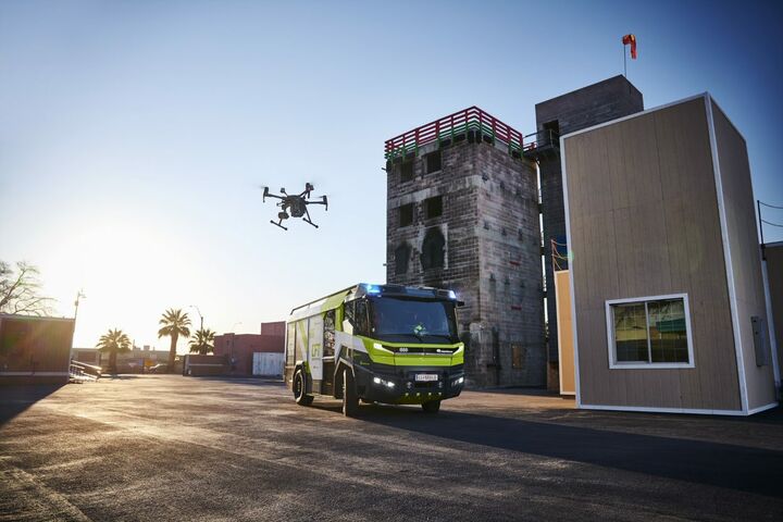 Rosenbauer Löschfahrzeug mit Drohne