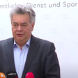 Österreichs Vizekanzler Werner Kogler bei Pressekonferenz