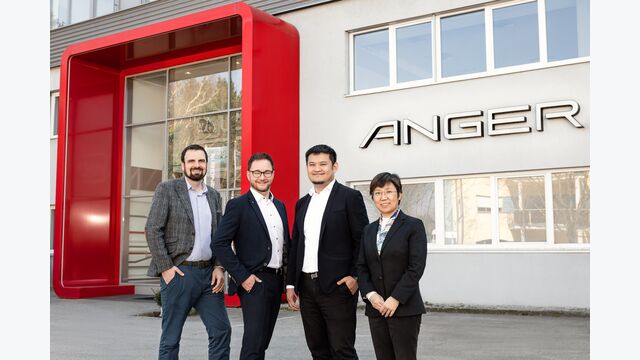 Anger CEO Kangta Lin (2. von rechts), CFO Jenny Guo, CTO y (ganz links) und Director Business Development Michael Brandl