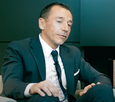 © YouTube/ PALLAS CAPITAL Alexander Zirkler, Executive Director der Lauder Business School
