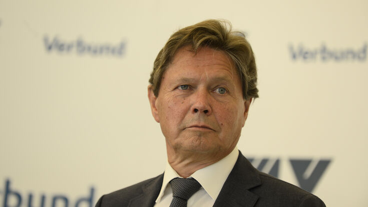 © APA/HERBERT PFARRHOFER ABD0049_20190701 - WIEN - ?STERREICH: Verbund-Generaldirektor Wolfgang Anzengruber w?hrend der Pressekonferenz anl."Strategische Energiekooperation" am Montag, 01. Juli 2019, in Wien. - FOTO: APA/HERBERT PFARRHOFER