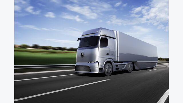 Zukunftssicher, nachhaltig und flexibel: Mercedes-Benz Werk Wörth stellt Weichen für die künftige Serienproduktion von batterieelektrischen und Brennstoffzellen Lkw Future-proof, sustainable and flexible: Mercedes-Benz plant in Wörth sets course for future series production of battery-electric and fuel-cell trucks