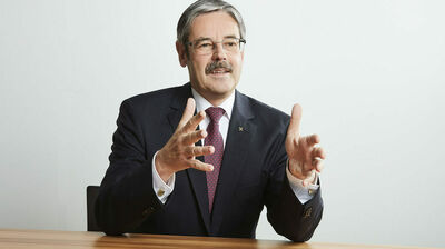 Erwin Hameseder, Vorstandsobmann der RAIFFEISEN-HOLDING Niederösterreich-Wien, kommt im Industriemagazin Ranking der erfolgreichsten Industriemanager Österreichs auf Platz 2.