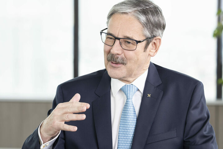 Erwin Hameseder Obmann der Raiffeisen-Holding NÖ-Wien