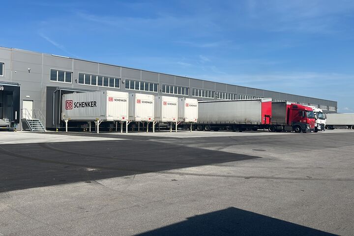 BILD zu OTS - Neue Halle - Aussenansicht