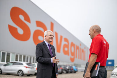© Salvagnini Wolfgang Kunze von Salvagnini Maschinenbau. Das Unternehmen ist der umsatzstärkste Maschinenbauer 2021.
