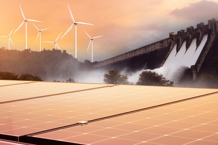 Erneuerbare Energien sind zum Beispiel Windkraft, Wasserkraft und Solarenergie. Erneuerbare-Energie Österreich Gesetz