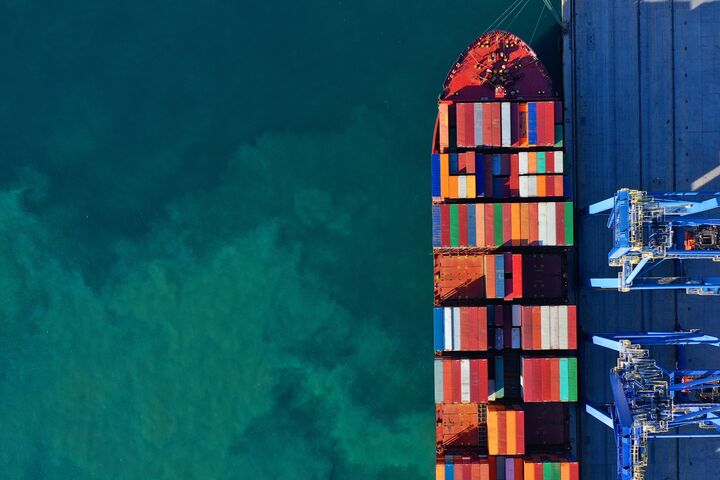 Was sind Lieferketten? Warum sind Lieferketten für die Globalisierung so wichtig? Welche Modelle könnten Lieferketten zukünftig ersetzen?
EU-Lieferketten-Richtlinien