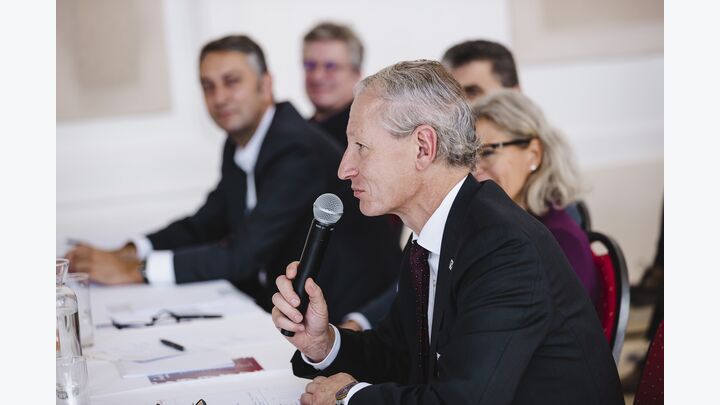 Credit: Matthias Heschl; Shooting Fabrik2022