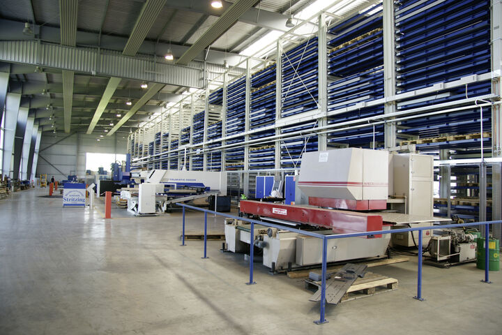 Fertigungshalle beim Biomasseheizkessel-Hersteller Fröling in Oberösterreich.