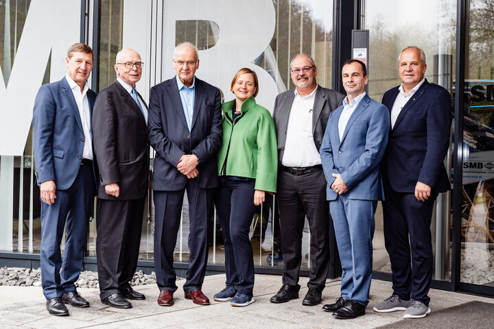 IGO Industries beteiligt sich an an der SMB Holding.