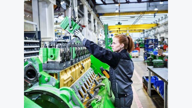 Innio Jenbacher Mitarbeiterin