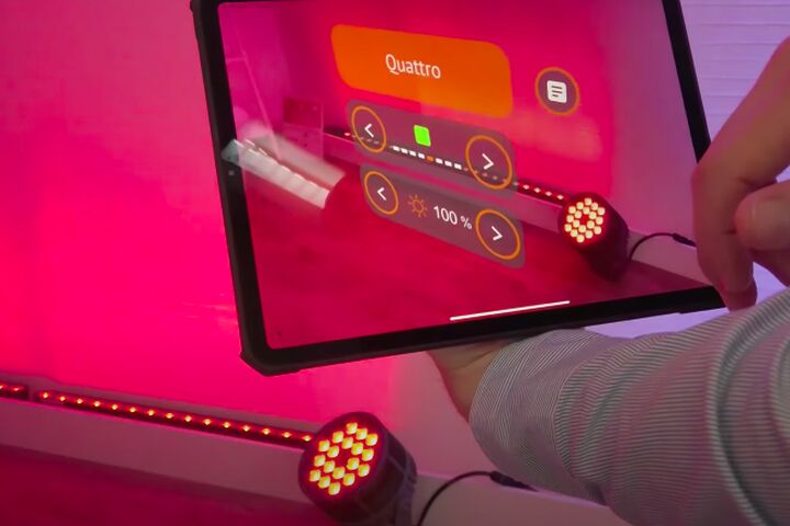 AR Smart Control von OSRAM Traxon Technologies im Showroom Hongkong.