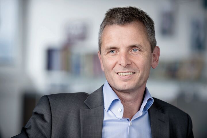 Dr. Friedrich Santner