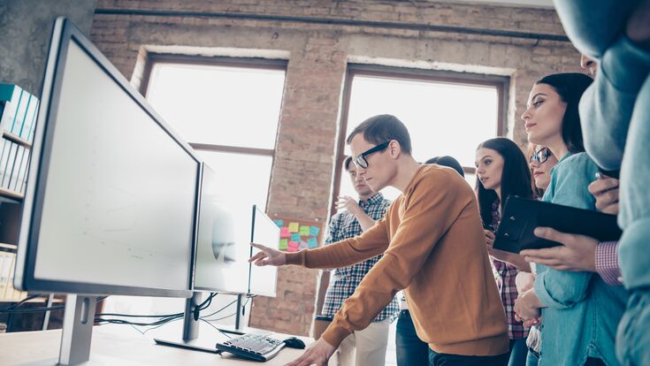 © deagreez - stock.adobe.com IoT-Projekte sollten die gesamte Belegschaft miteinbeziehen und nicht nur die IT-Abteilung - deswegen sind sie eine Frage des Change Managements.