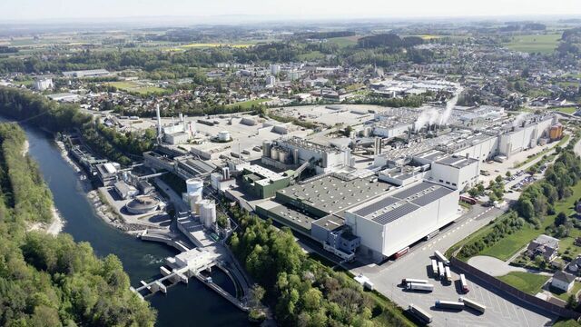 Im vergangenen Sommer wurde der Kaufvertrag für die in Steyrermühl domizilierten - nur einen Steinwurf vom eigenen Produktionsstandort Laakirchen enfernten - Papierfabrik von UPM unterschrieben.