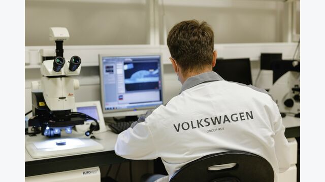 Das Werk Kaluga südlich von Moskau mit einer Kapazität von 225.000 Fahrzeugen pro Jahr steht seit März 2022 still.