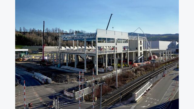 Neubau in Steyr: ﻿Ab 2025 werden hier neben Diesel- und Benzinmotoren auch elektrische Antriebe produziert.