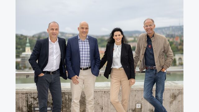 Der Wienerberger-Vorstand: CFO ﻿Gerhard Hanke, COO ﻿Harald Schwarzmayr, ﻿COO East Solveig Meanrd-Galli, CEO ﻿Heimo Scheuch