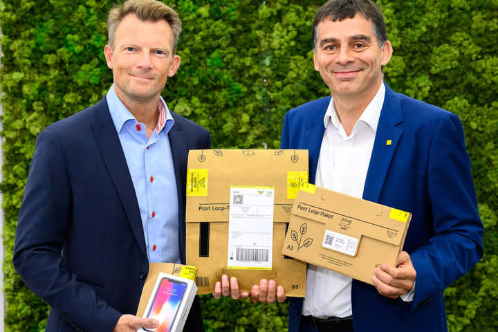 Günter Lischka, CCO bei Drei, und Peter Umundum, Vorstandsdirektor für Paket & Logistik, Österreichische Post AG