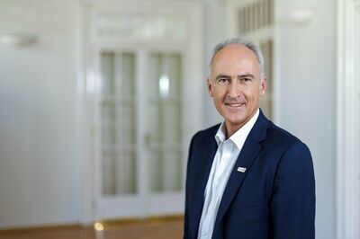 © Salon Deluxe 2022, Geschäftsführung, Heinz Mayer
