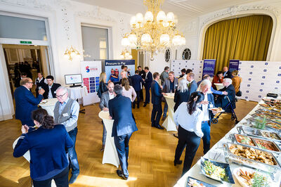 © Marko Kovac Networking beim ÖEF 2022