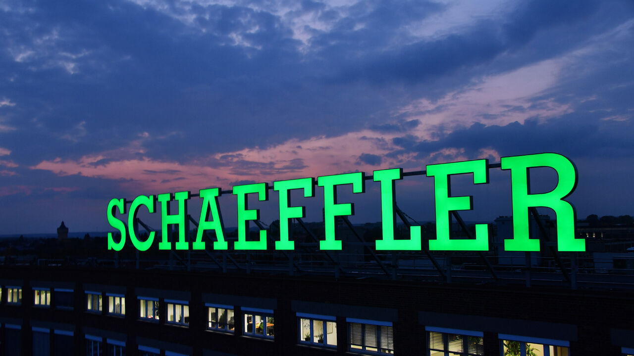 Russian Schaeffler Factory: Will Siegfried Wolf get a chance?