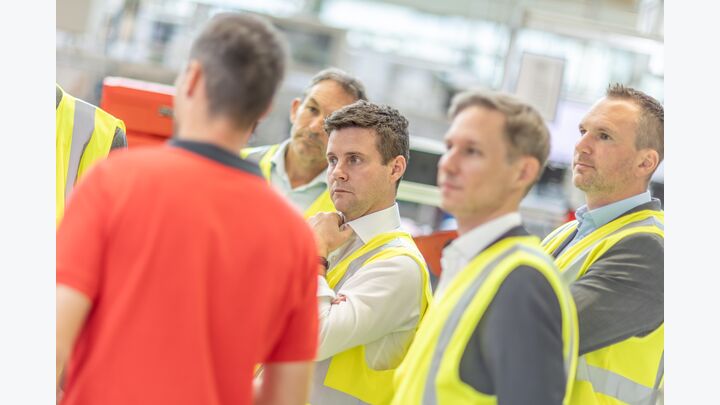 © FLOMOTION.AT Hilti Werkstour Fabrik2023