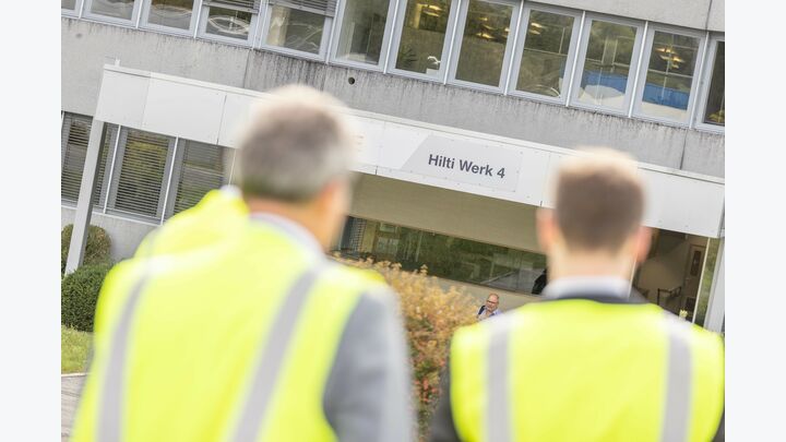 © FLOMOTION.AT Hilti Werkstour Fabrik2023