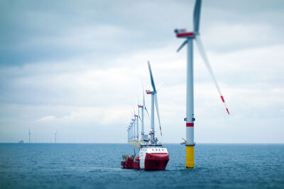 © Getty Images Wind-turbine, offshore, worker, boat, sea, sun, vessel