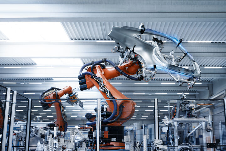 Nicht nur schlechte Nachrichten aus Linz: Es habe aber auch positive Entwicklungen gegeben, in der Automobilindustrie zum Beispiel