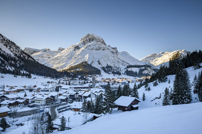 © Getty Images/iStockphoto The famous mountain village Lech in the morning during winter. Vorarlberg, Austria