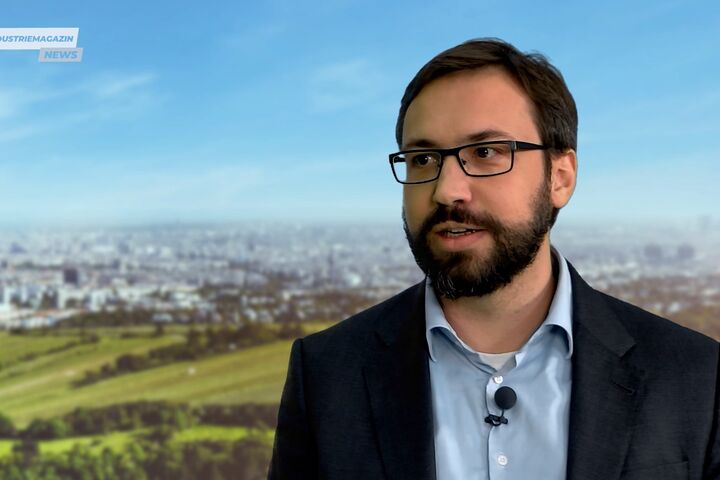 Diverse Projekte und Initiativen sollen diesem Problem in Zukunft Abhilfe schaffen, wie zum Beispiel der Lean&Green Ansatz der T&O Group, womit die erforderlichen Transformationen für eine breite Verankerung in Unternehmen sorgen soll. Daniel Reichert, Leiter Lean & Green des Beratungsunternehmens T&O Group im Interview