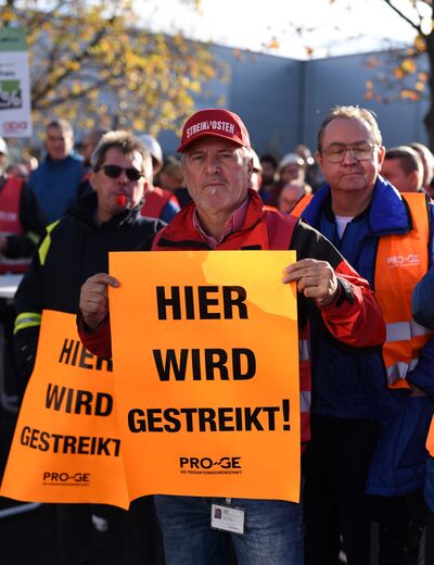 Streik 16 11 voestalpine 5 metaller runde