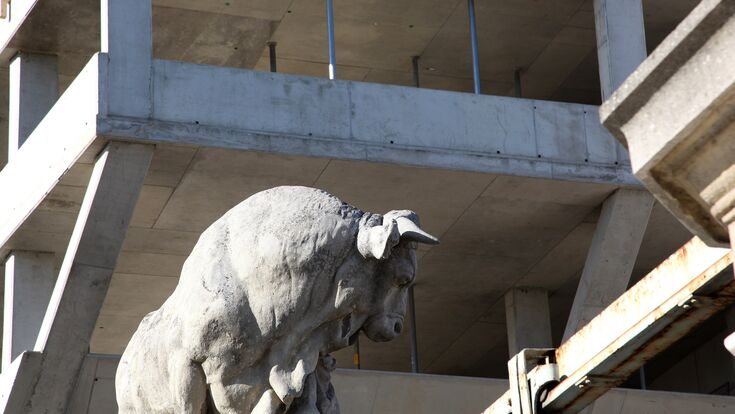 Marxbox Stier Betonstahl