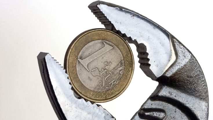 © Fotolia Industrie Euro Druck Krise Geld Unsicherheit