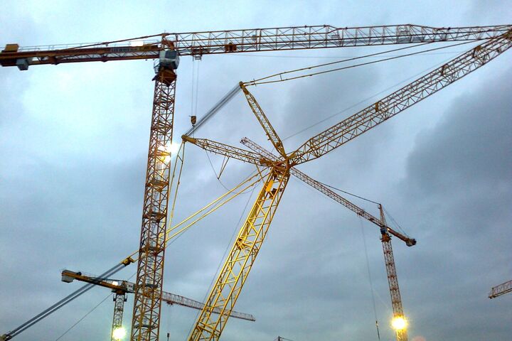 Baustelle baustellen bau baukran konjunktur campus wu