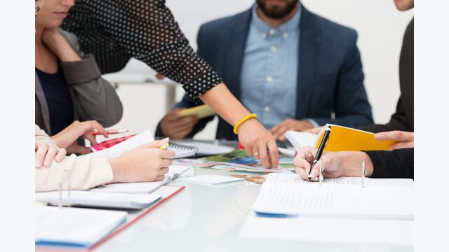 Team-Work: Abrechnung und Förderung der Kurzarbeit in Österreich  ab 1 Oktober 2023.