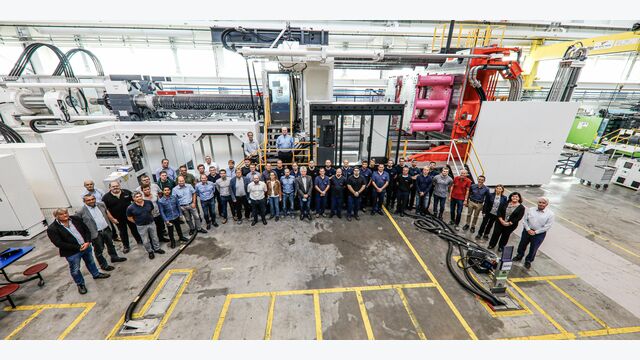 Engel Maschinenbau Spritzgussmaschinen Mexiko