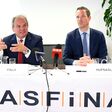 Die Asfinag-Vorstände Hartwig Hufnagl und Josef Fiala bei einer Pressekonferenz.