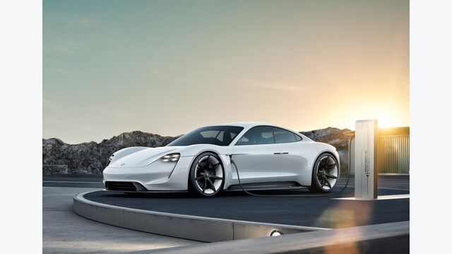 © Porsche Porsche Taycan Elektroauto Elektroautos