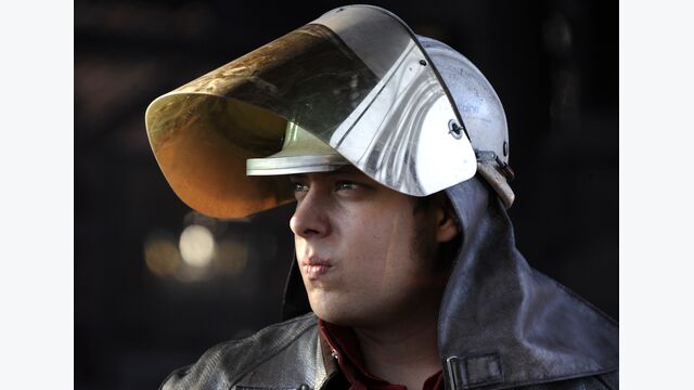 © HANS KLAUS TECHT / APA / picturedesk.com Industrie Industrielle Einrichtungen Fabriken Leute Leute und manuelle Arbeit Eisen & Stahlarbeiter Industrie Stahlindustrie Stahl Geographie ?sterreich Steiermark Hochofen Industrie Stahl voestalpine Arbeitsmarkt Arbeit Wirtschaft Konjunktur Soziales Gesundheit