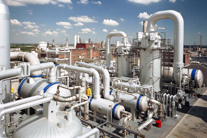 BASF Chemie Chemische Industrie Anlage Anlagenbau Ludwigshafen Feinchemie Citral