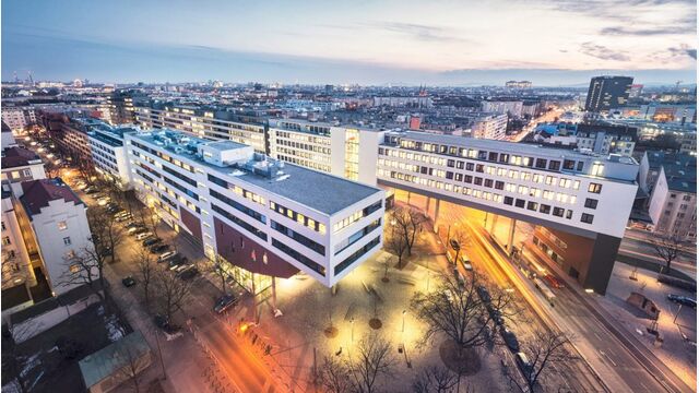 Die Technikum Wien Academy erlangte Platz eins in der Kategorie IT im Seminar-Anbieter-Ranking 2022.