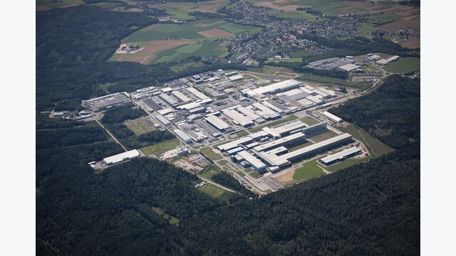 AMAG Werksgelaende Luftaufnahme