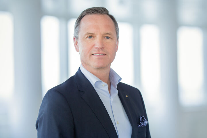 Robin Rumler, Pfizer