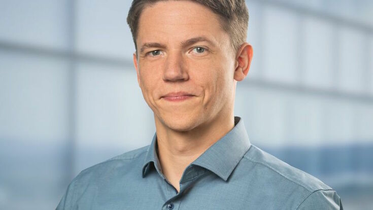 © Siemens Siemens-Experte für Fabrikautomation Sebastian Israel