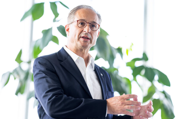 ABD0016_20210903 - WIEN - ?STERREICH: ZU APA0150 VOM 3.9.2021 - Der designierte CEO Alfred Stern am Donnerstag, 02. September 2021, im Rahmen eines Hintergrundgespr?chs in Wien. - FOTO: APA/GEORG HOCHMUTH